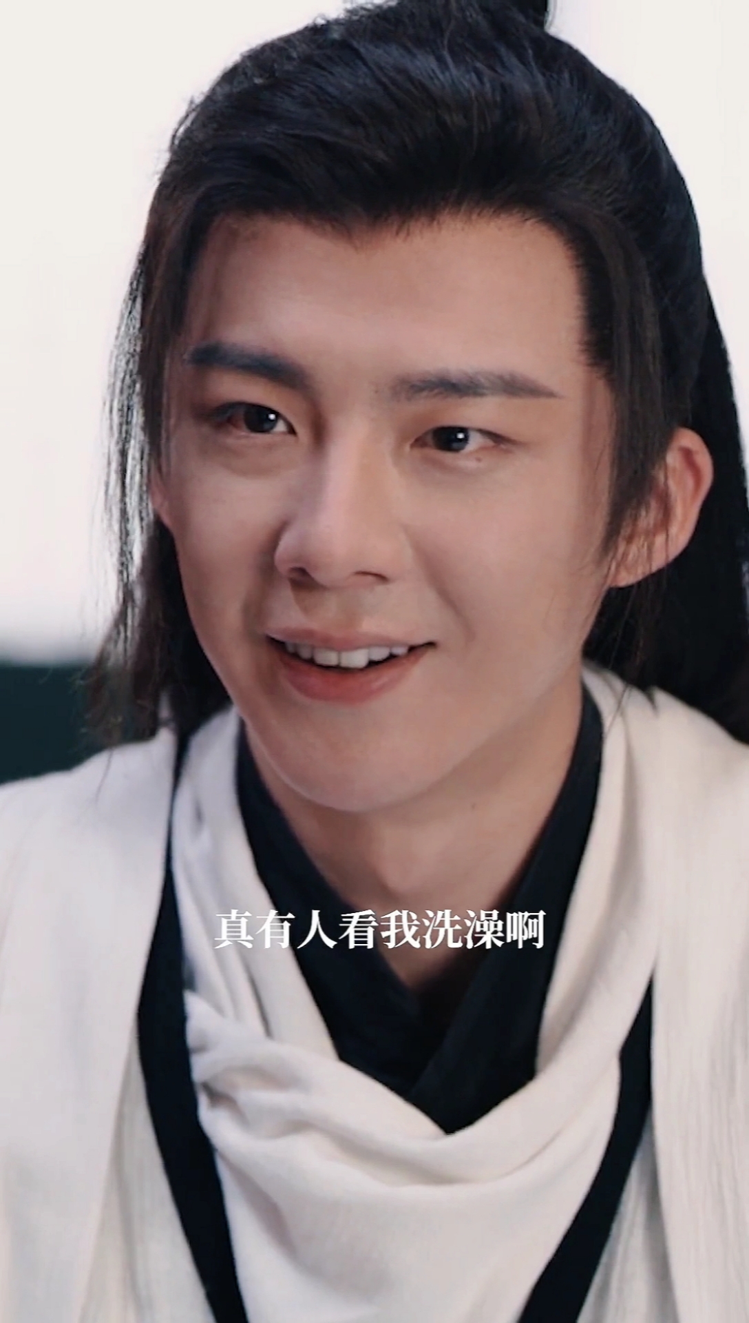 #电视剧#这俩一脸看戏的表情也太好笑了哈哈!大白菜还落井下石却没想到自己的胎记别人都知道了