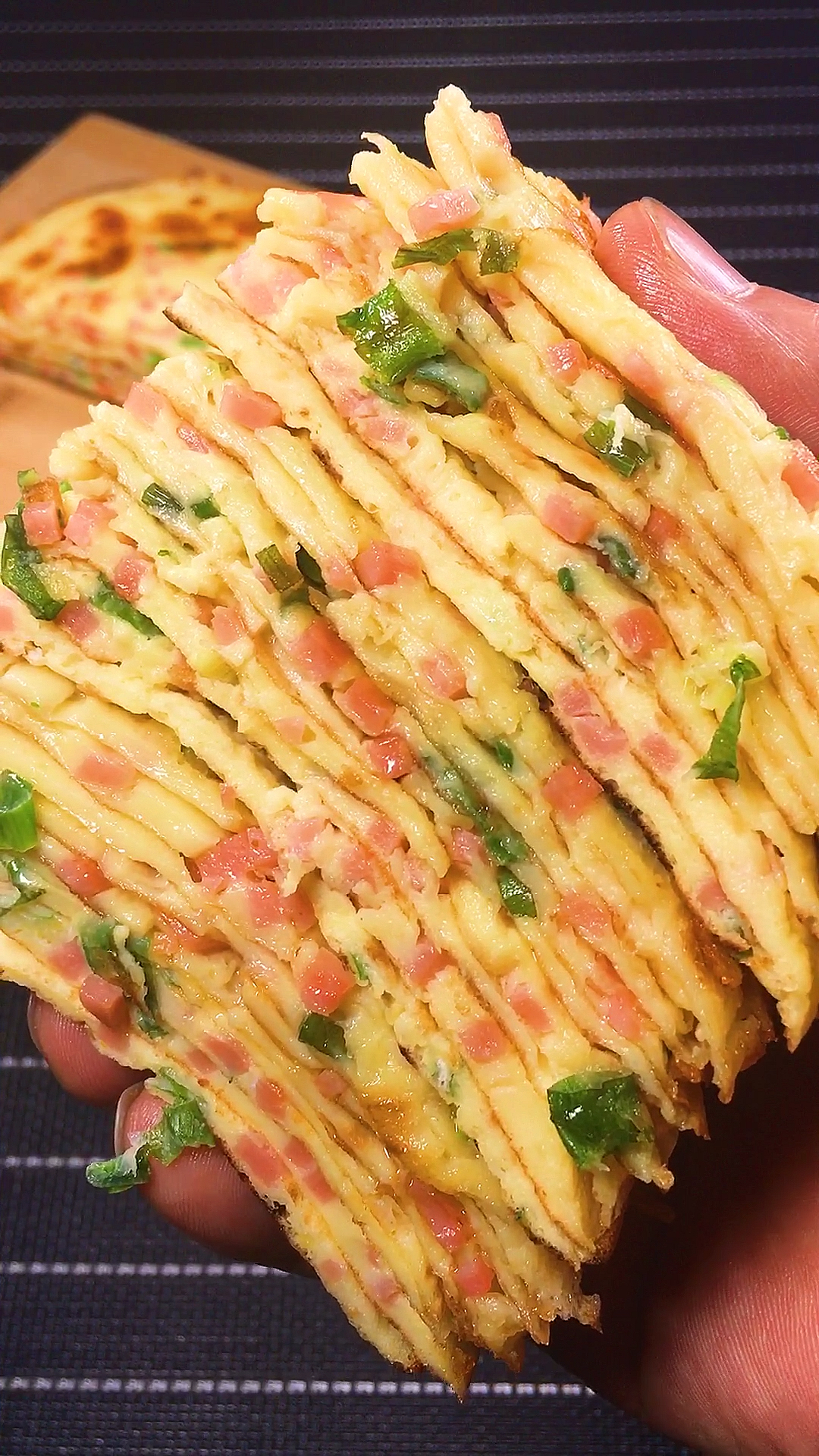 #2021我的心愿#早餐不知道吃什么,做这个鸡蛋饼,简单好吃