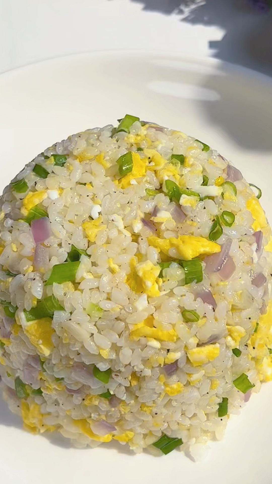 做法如此简单但确实很好吃的米其林炒饭,黄金蛋炒饭