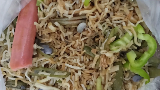 高平炒卤面+麻辣拌,今天的晚餐