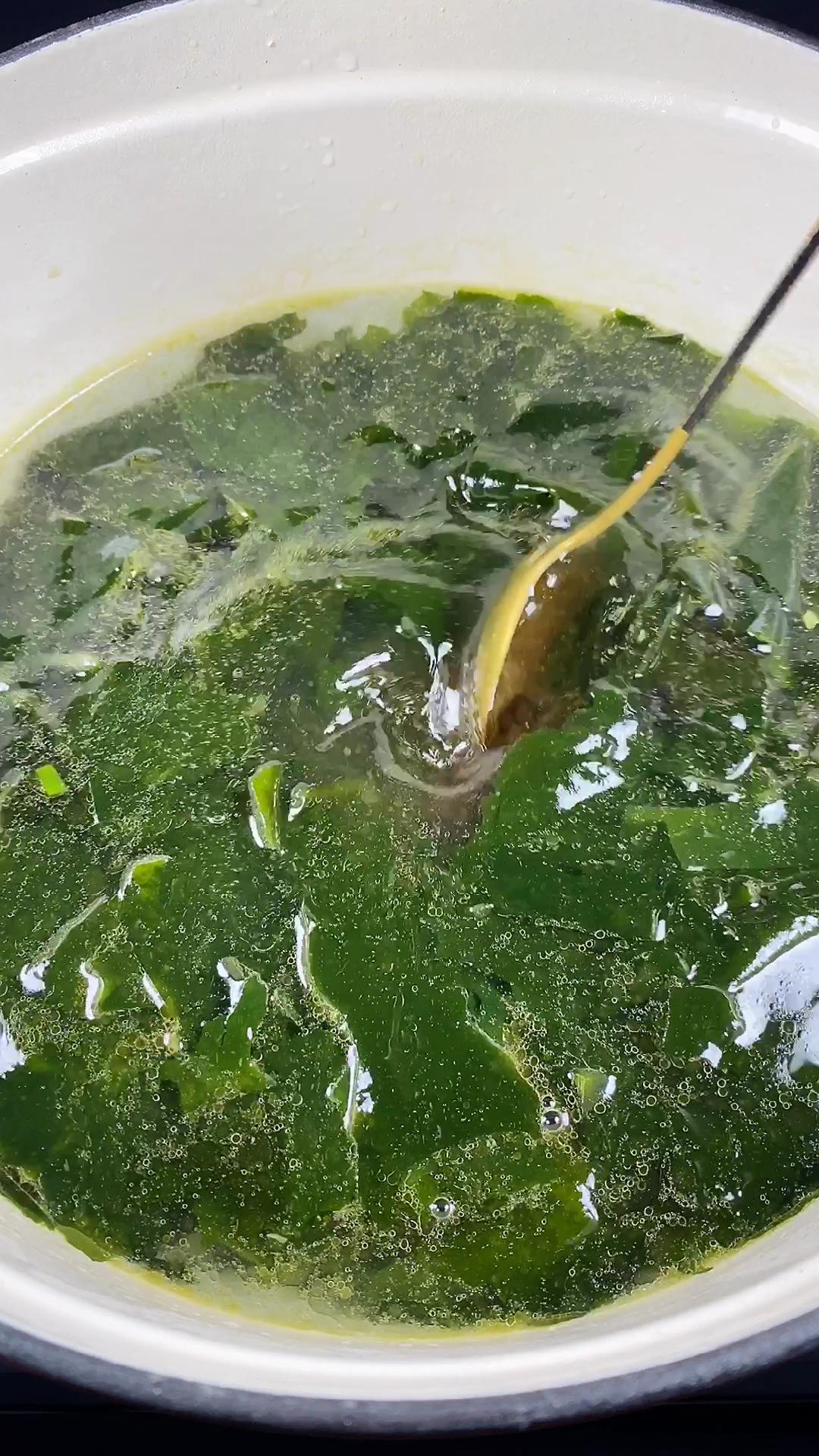 #家乡特色美食#韩剧中过生日坐月子才能喝到的海带汤,好喝又营养