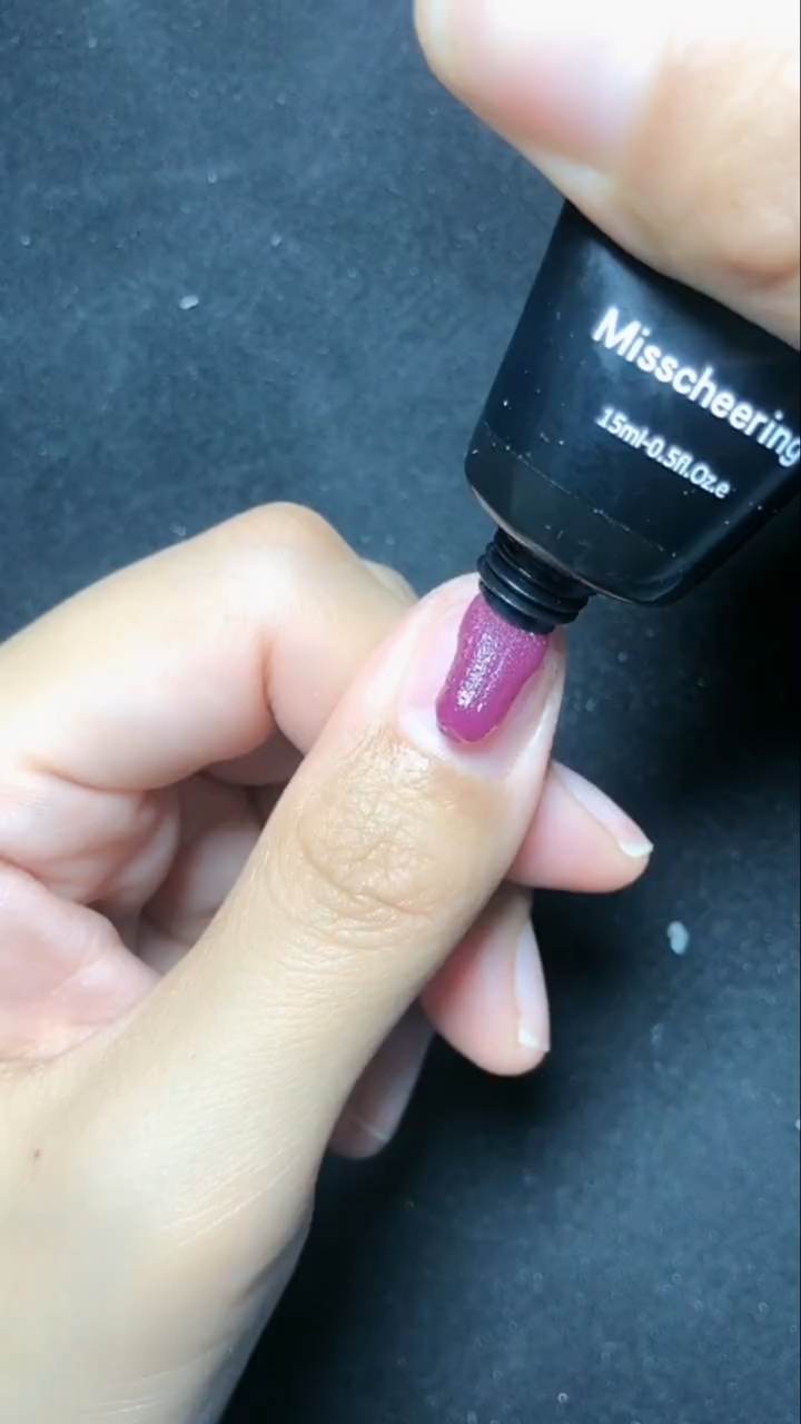 #美甲#超显长的葡萄紫