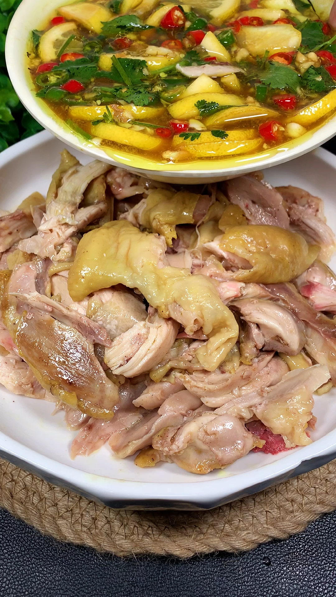 #美食#一定要学会的柠檬手撕鸡,酸辣嫩滑,专治各种没胃口