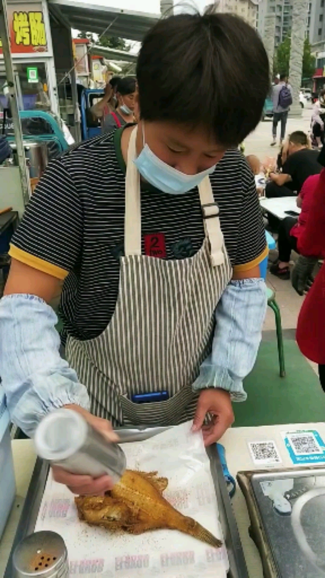 #十一打卡临清大佛煎海鱼#山东临清市大佛小吃街香煎海鱼香煎凤尾鱼香煎偏口鱼好吃回头客特别多