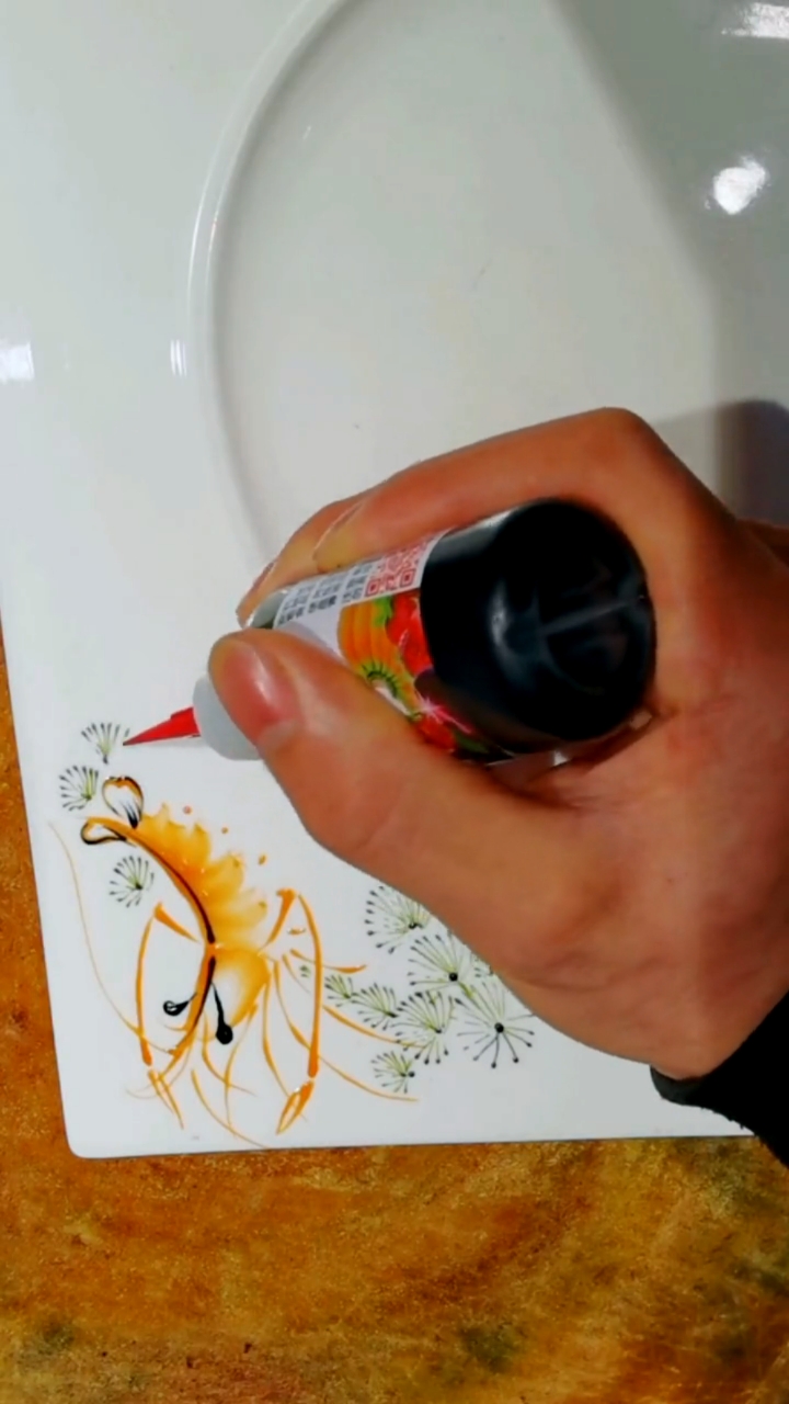 感受下虾的教学,给力吧,果酱画要文艺点。