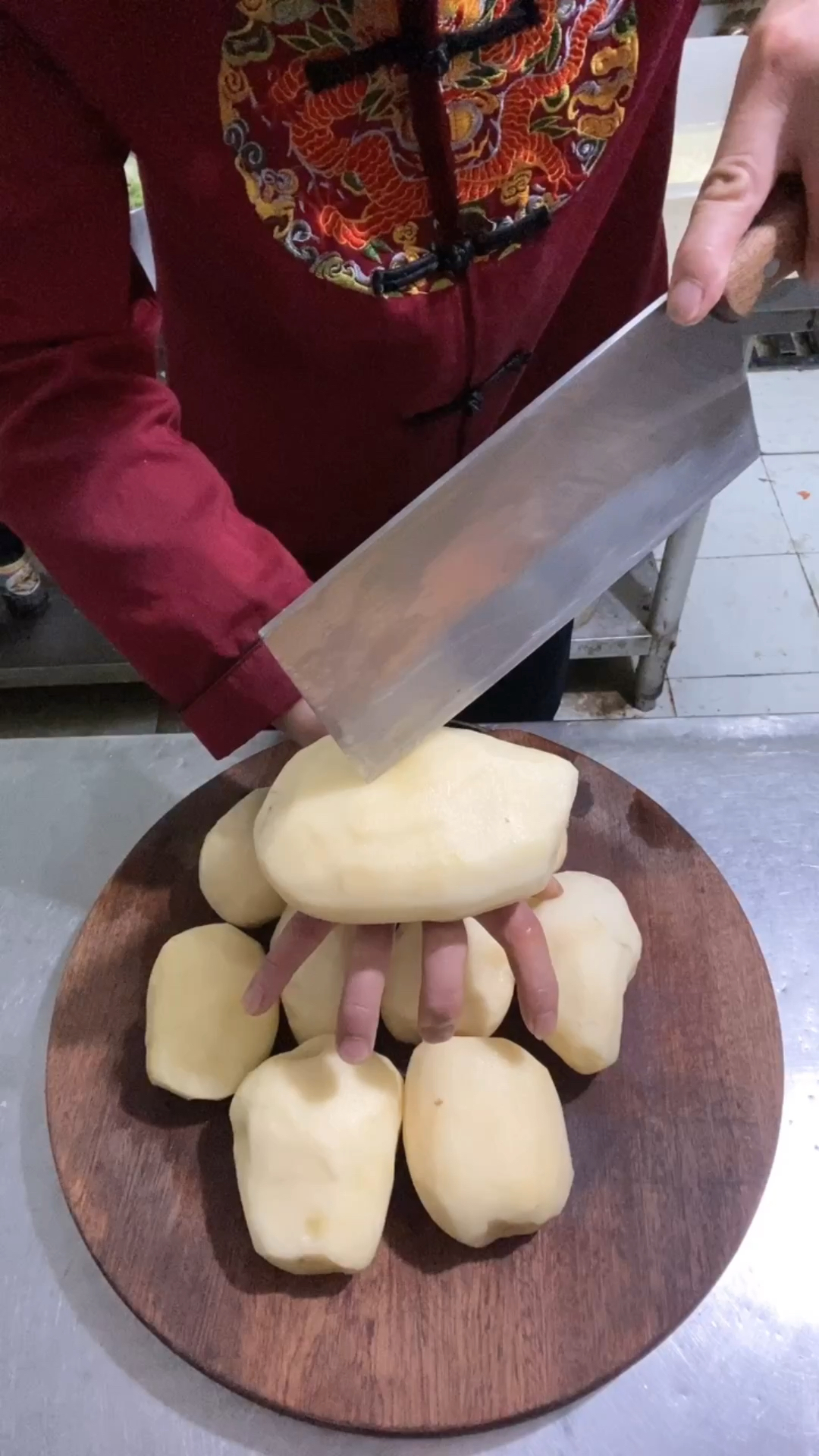 #厨师切菜高手#十星级酒店厨师土豆丝原来是这么切出来的……