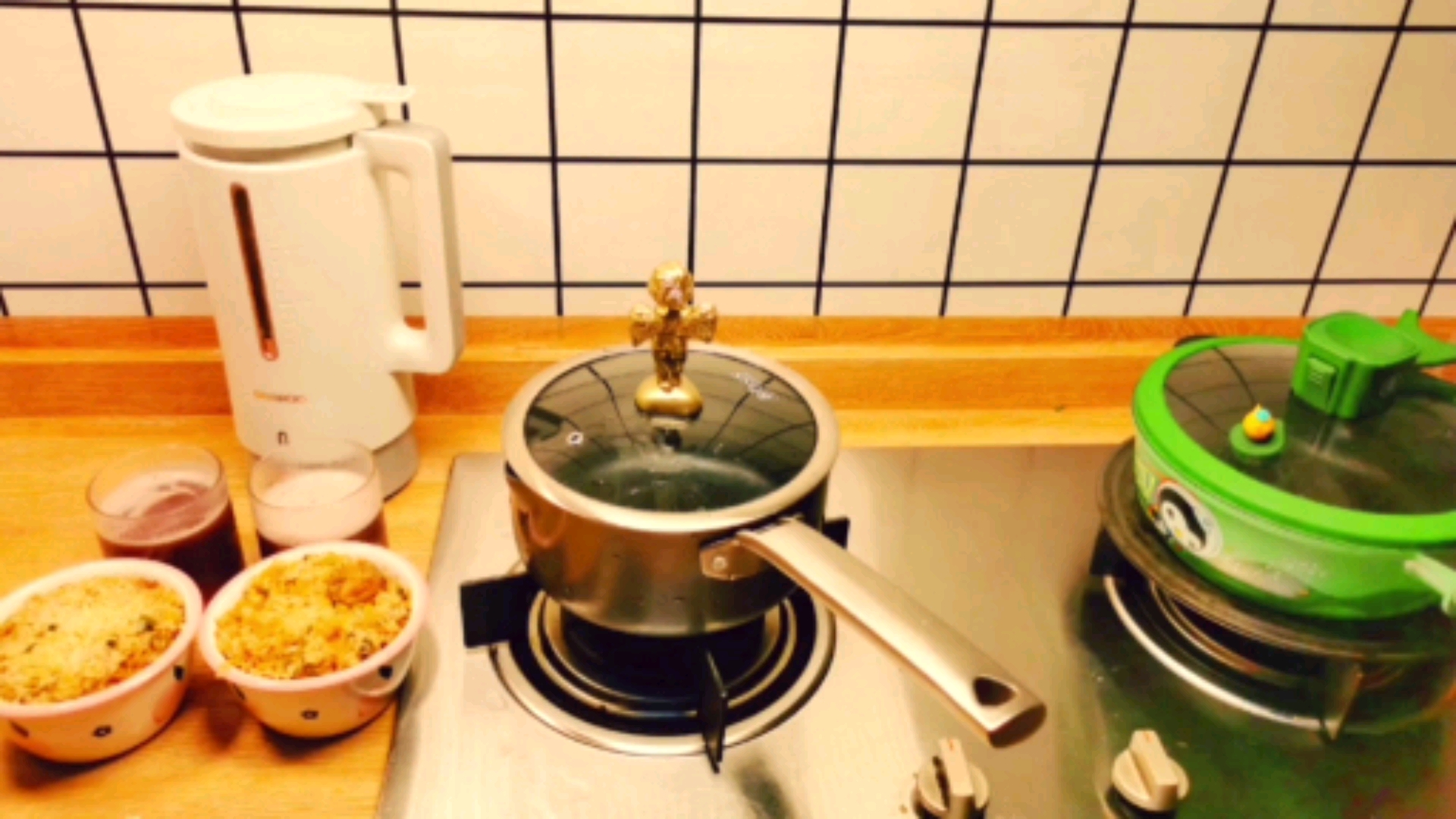 #美食#元气慢慢的早餐来了,简单又有颜值孩子的最爱|排骨蒸米饭