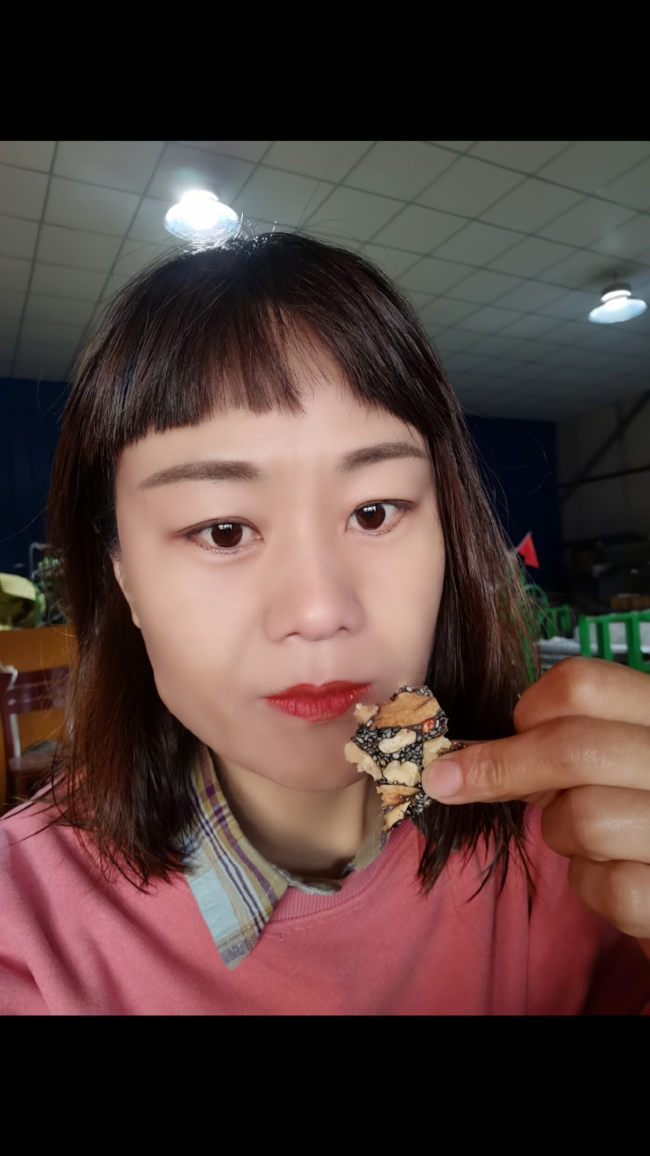 纯手工阿胶糕,吃着就是香。