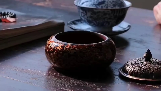 #宅在家里拍照片#扫地焚香得清福,粗茶淡饭足平安。