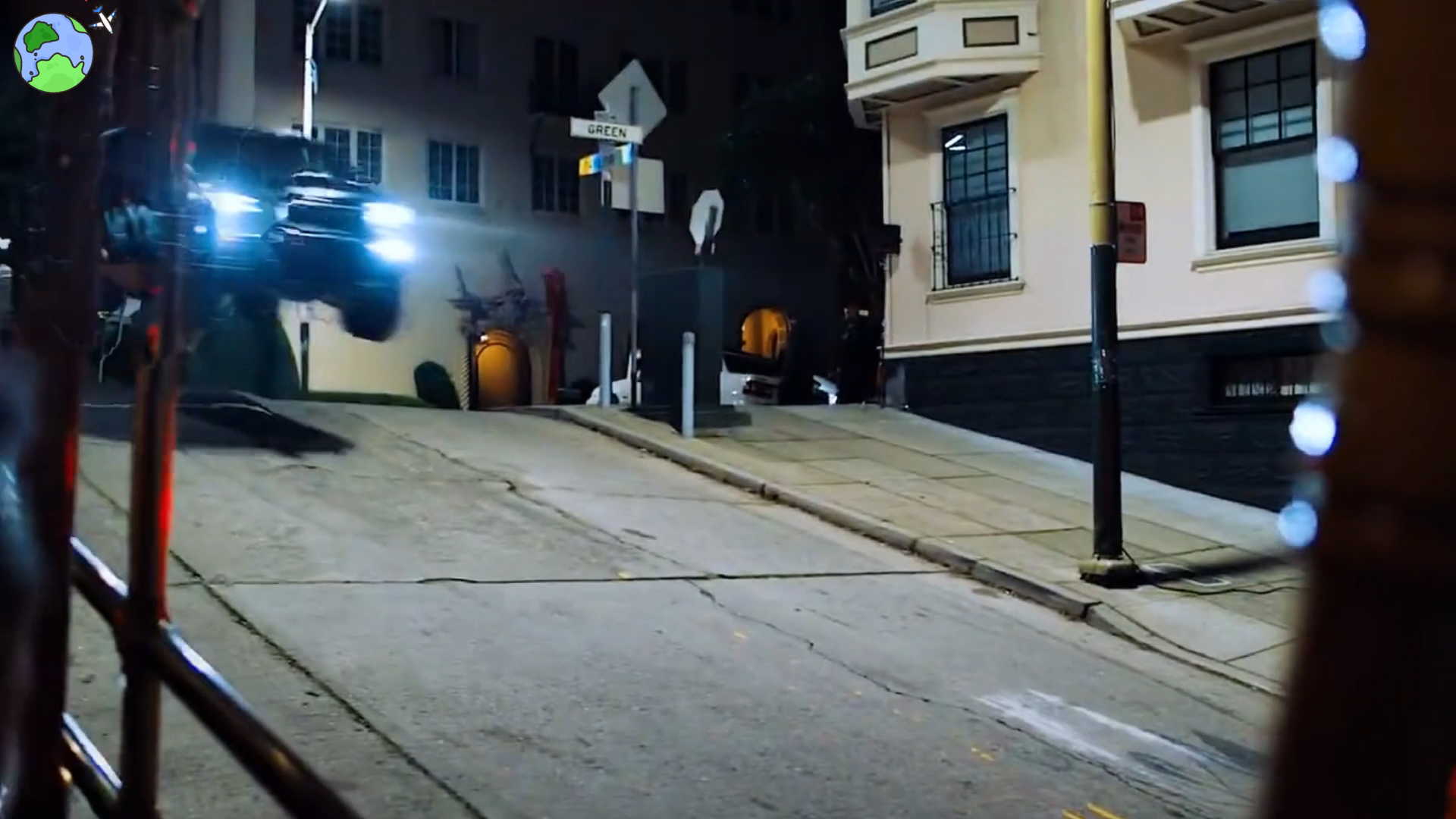 #好看电影#阿汤哥被寄生虫附体玩起街头飙车……