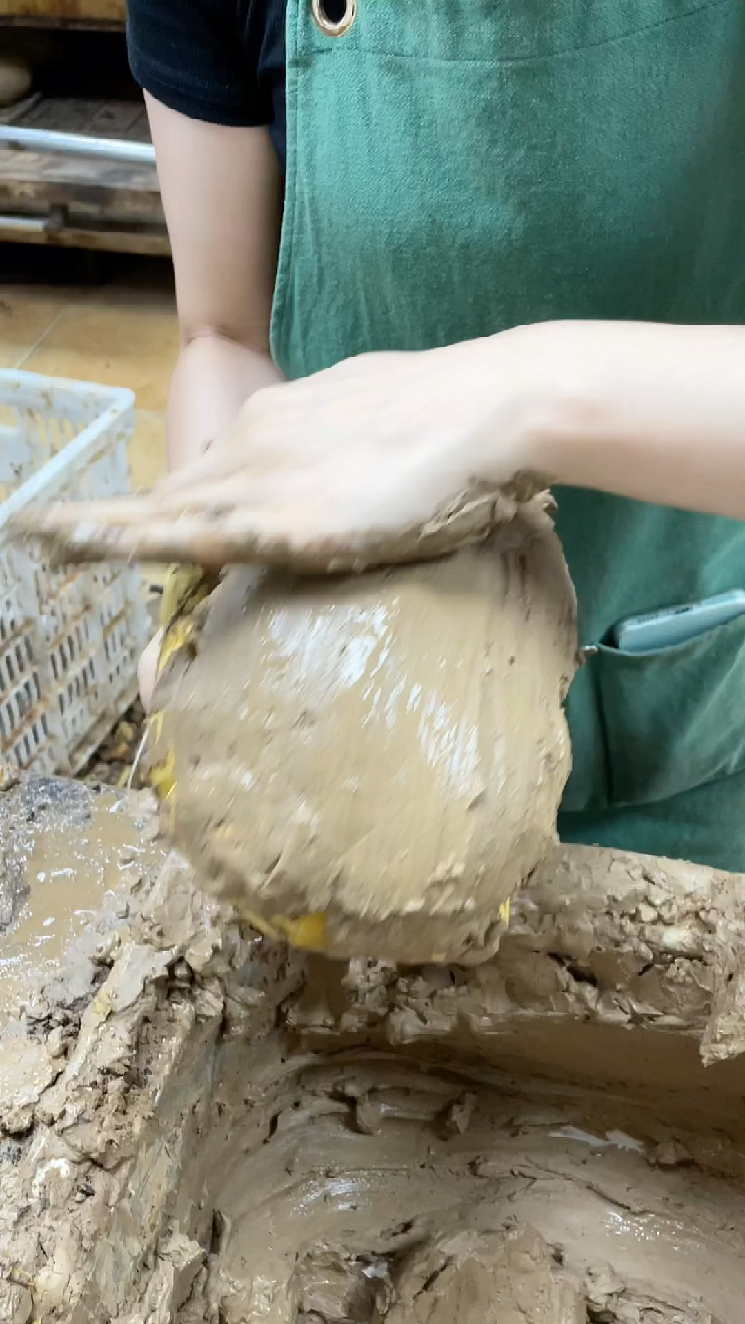 这个东西叫叫花鸡越烤越香