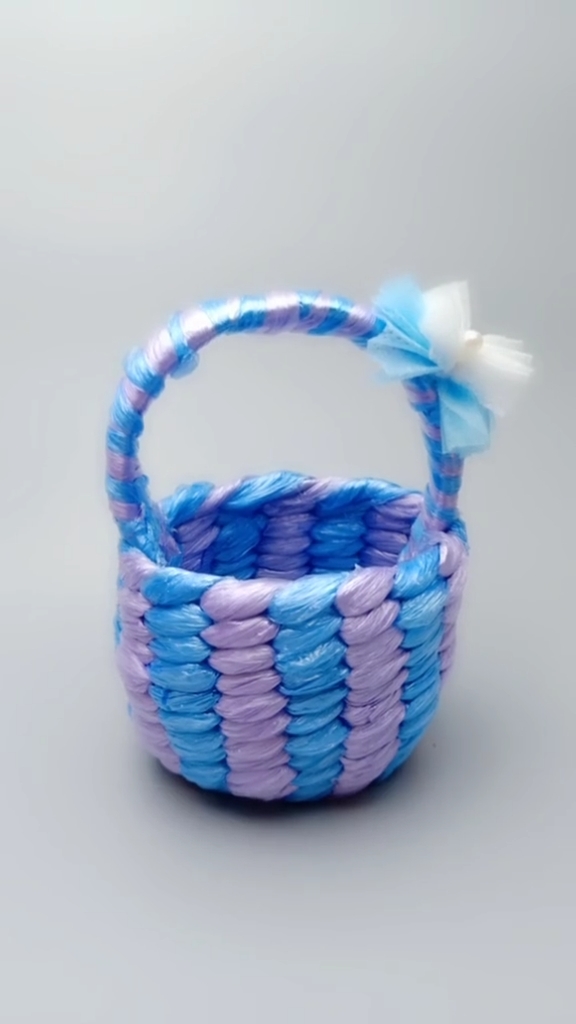 #创意手工DIY#矿泉水瓶子别再扔了，可以拿来做这样用…