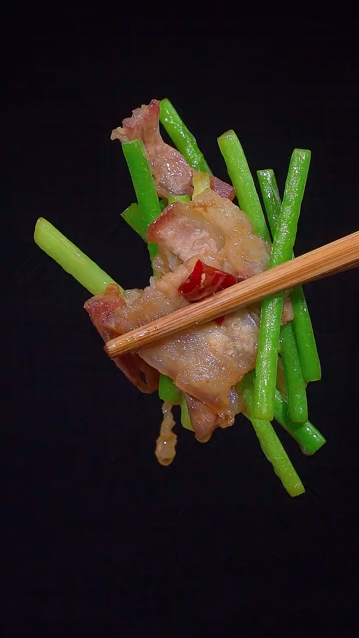 蒜苗炒肉怎么做