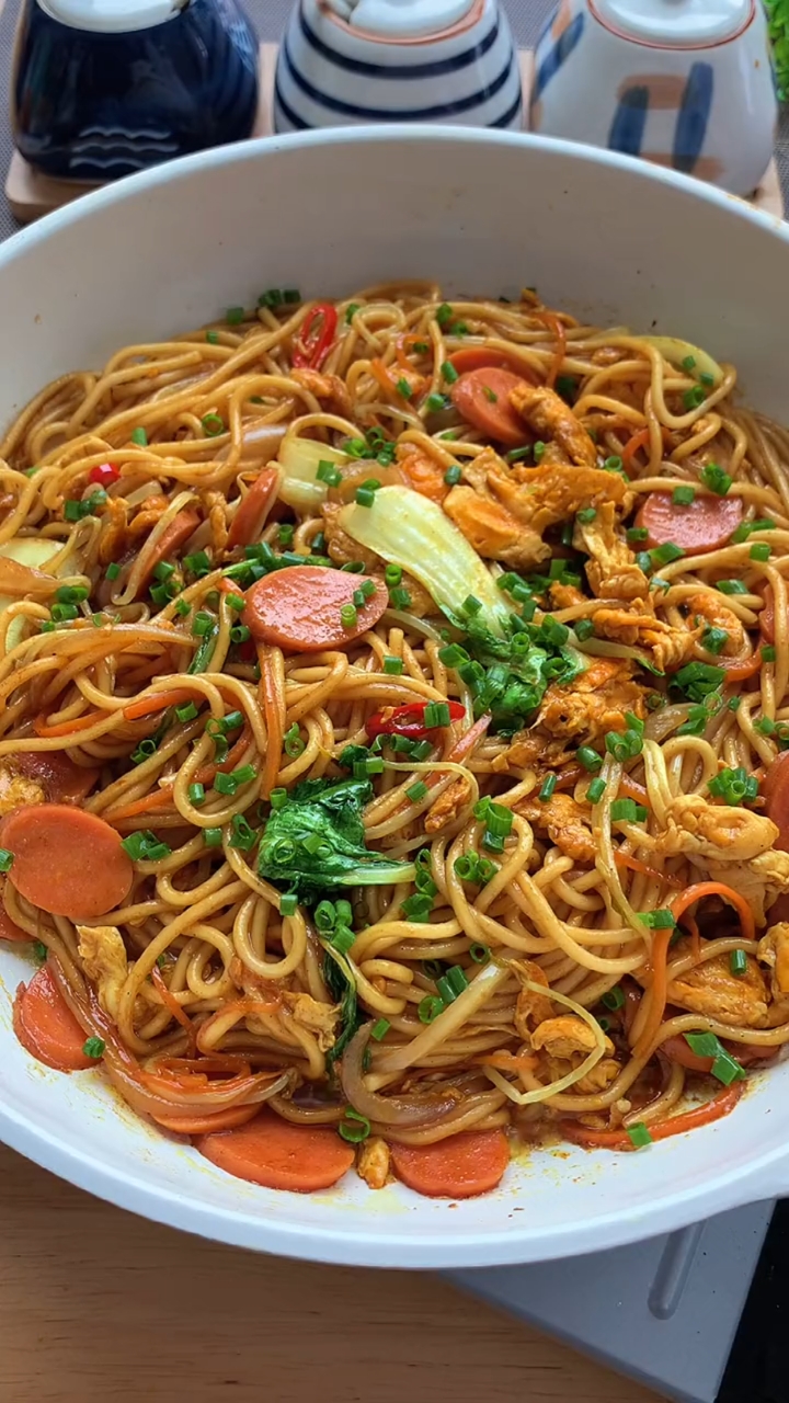 #美食#咖喱炒面你吃过吗?