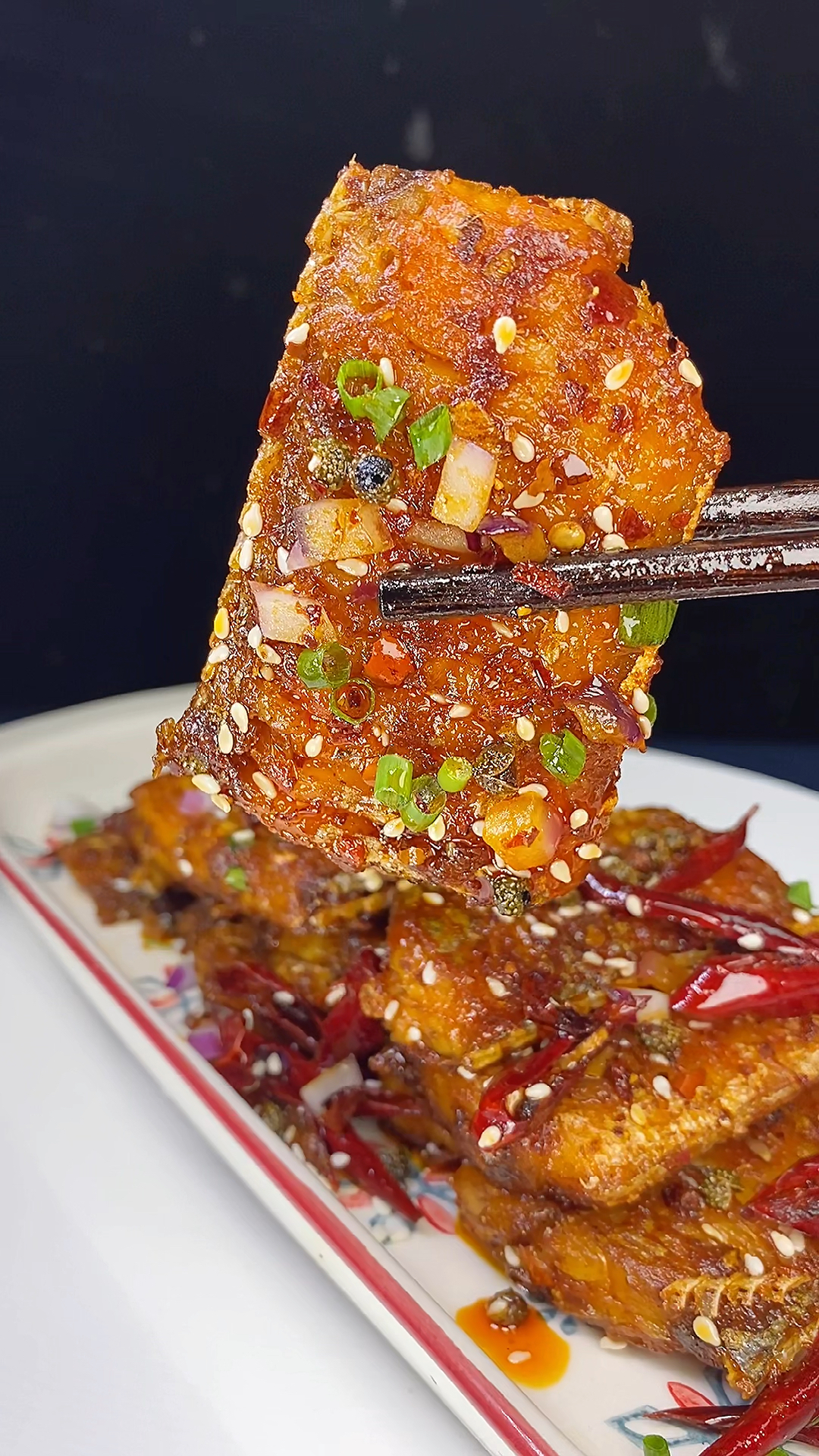 #在家做个拿手菜#想吃带鱼，自己在家做，简单方便，干香麻辣，味道比饭店的还好吃