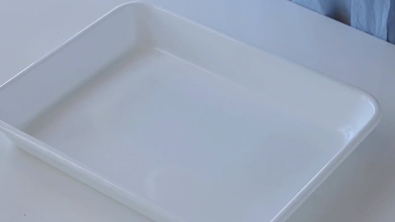 #蛋糕#最近很火的老式咸奶油卷，想要做好吃，蛋糕卷是很重要的，快来跟我一起复刻吧！