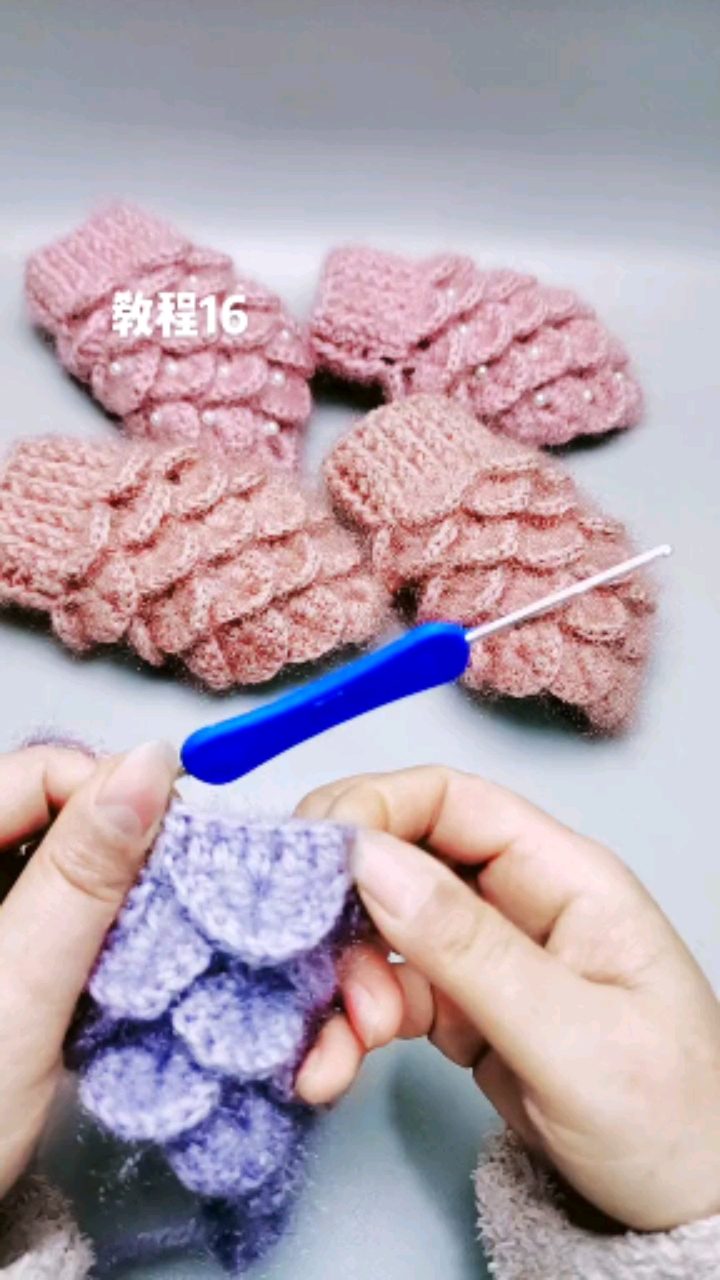 #全民最牛手艺人#鱼鳞花手套教程16