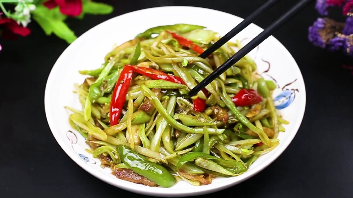 #美食#小炒炒豆皮