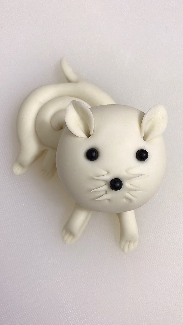 小猫馒头这样做太可爱了