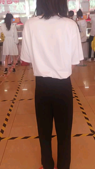 #我要上热门#历史上第一次寒假放至夏季开学,而且食堂这样子