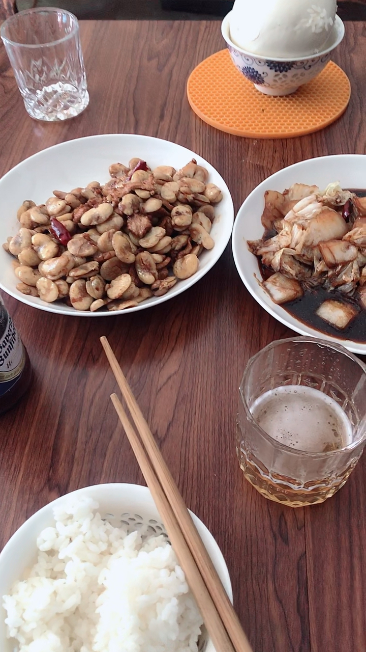 中餐:炒芽豆,醋溜白菜!