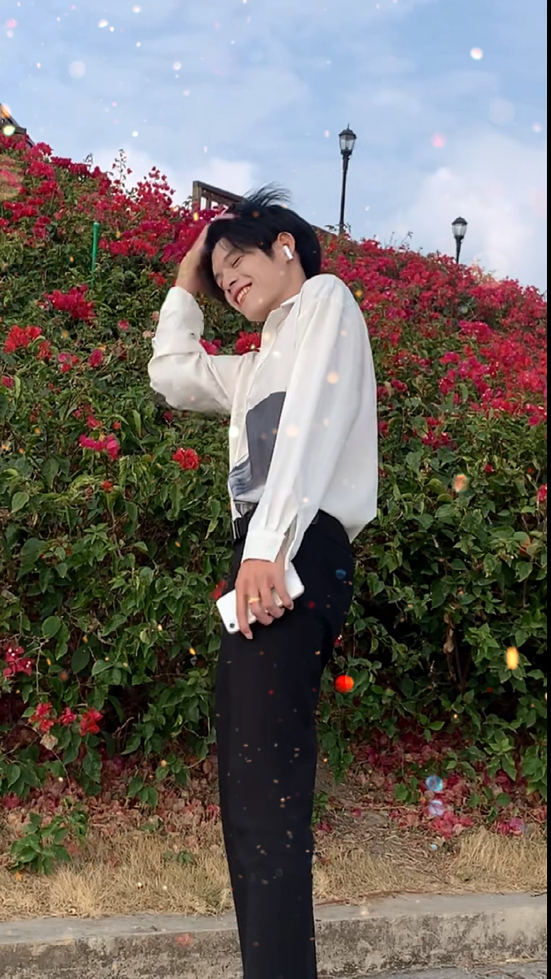 #你们要的爱笑男孩#用26键打出hh看看是什么?