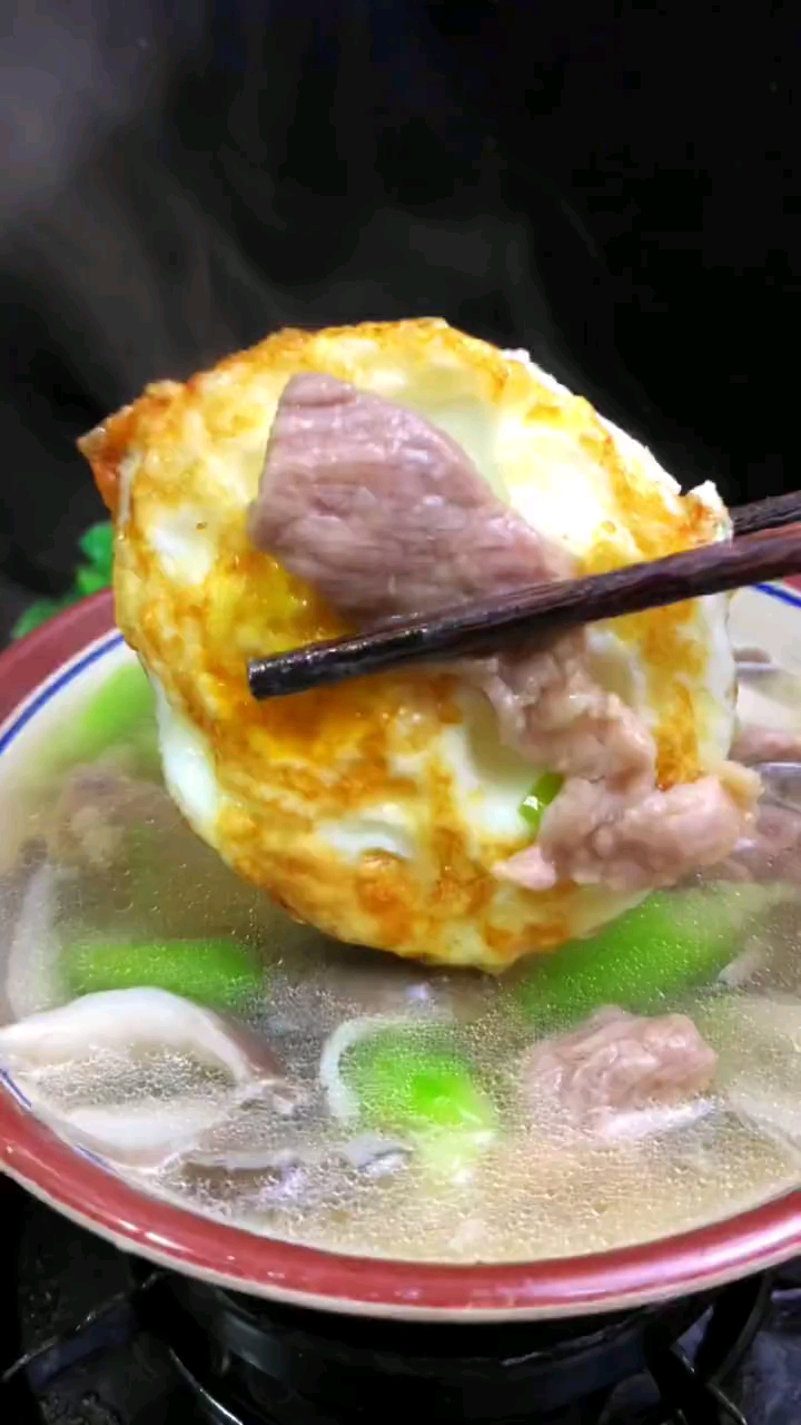 低热量的丝瓜蘑菇瘦肉汤,看看吧。