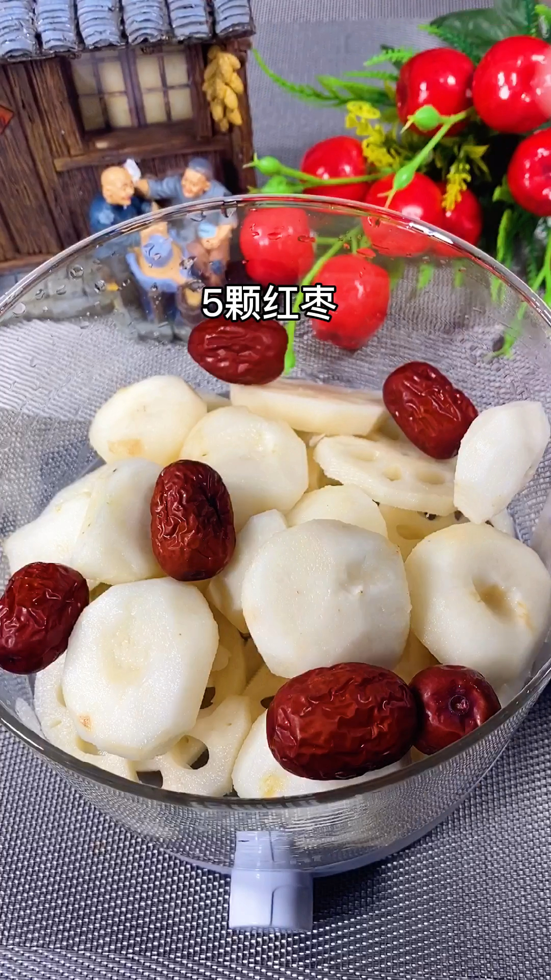 #王者荣耀#冬天干燥火气大的时候,记得来一碗莲藕马蹄汤,适合这个干燥的秋冬季喝