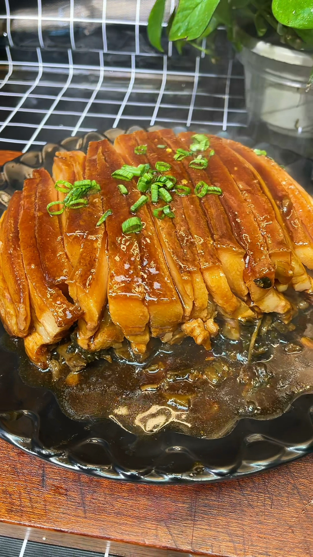家庭版梅菜扣肉做法,感谢朋友们的支持