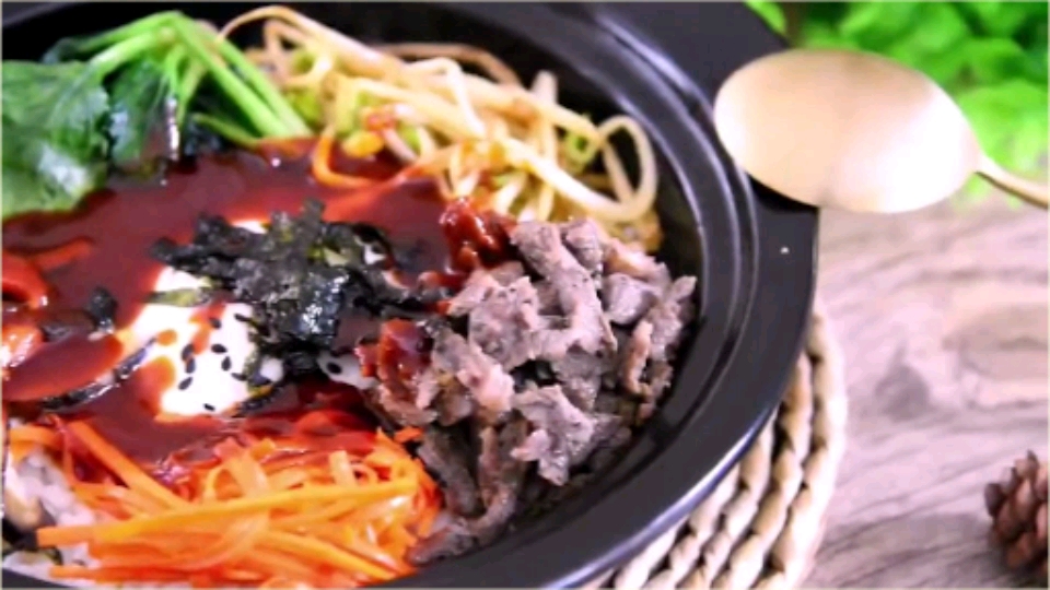石锅拌饭