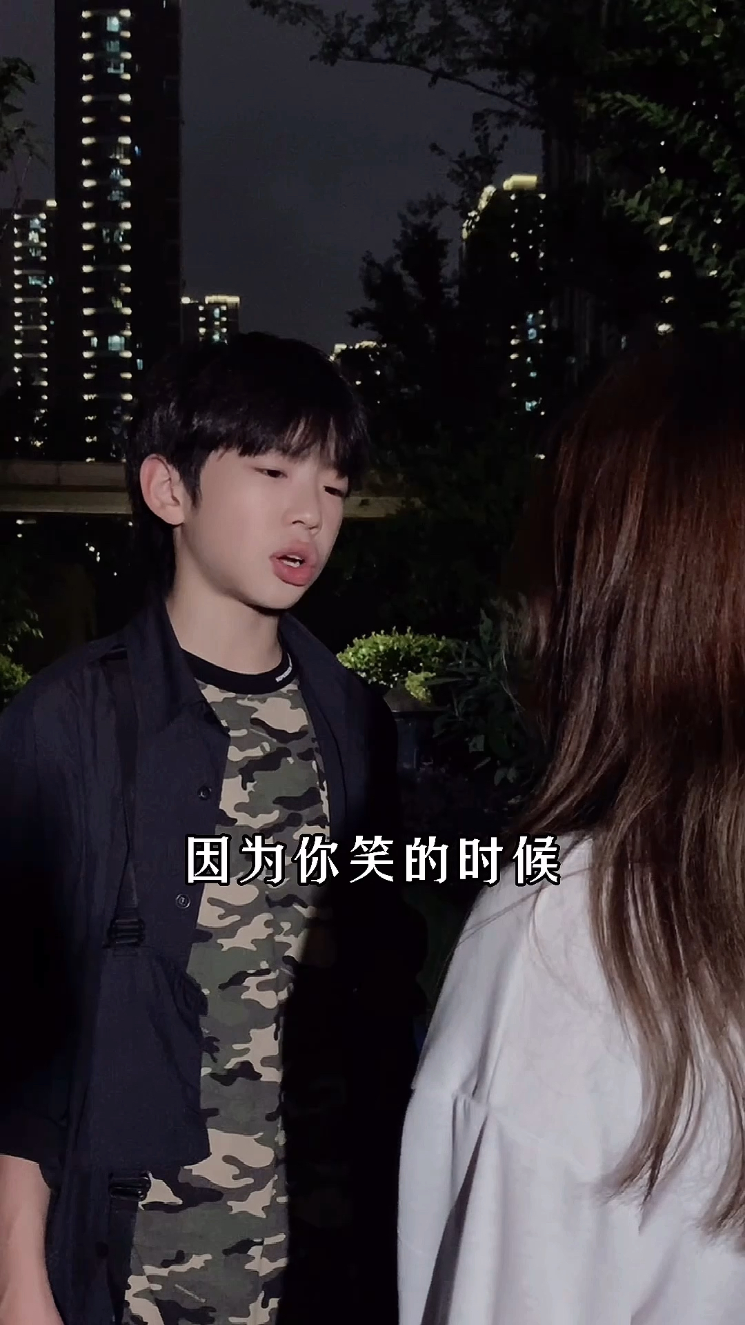 想了一百个关于感动的文案都不及你们最后这一刻的笑