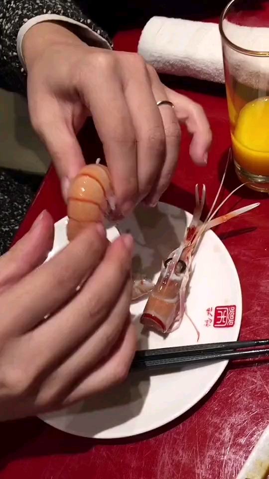 鳌虾的正确吃法