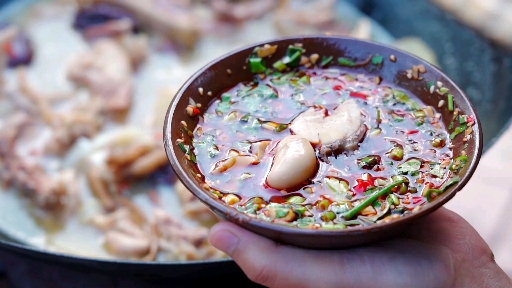 #美食#2斤牛鞭1只鸡，小伙秘制“九阳童子鸡”，这味道真是绝了！