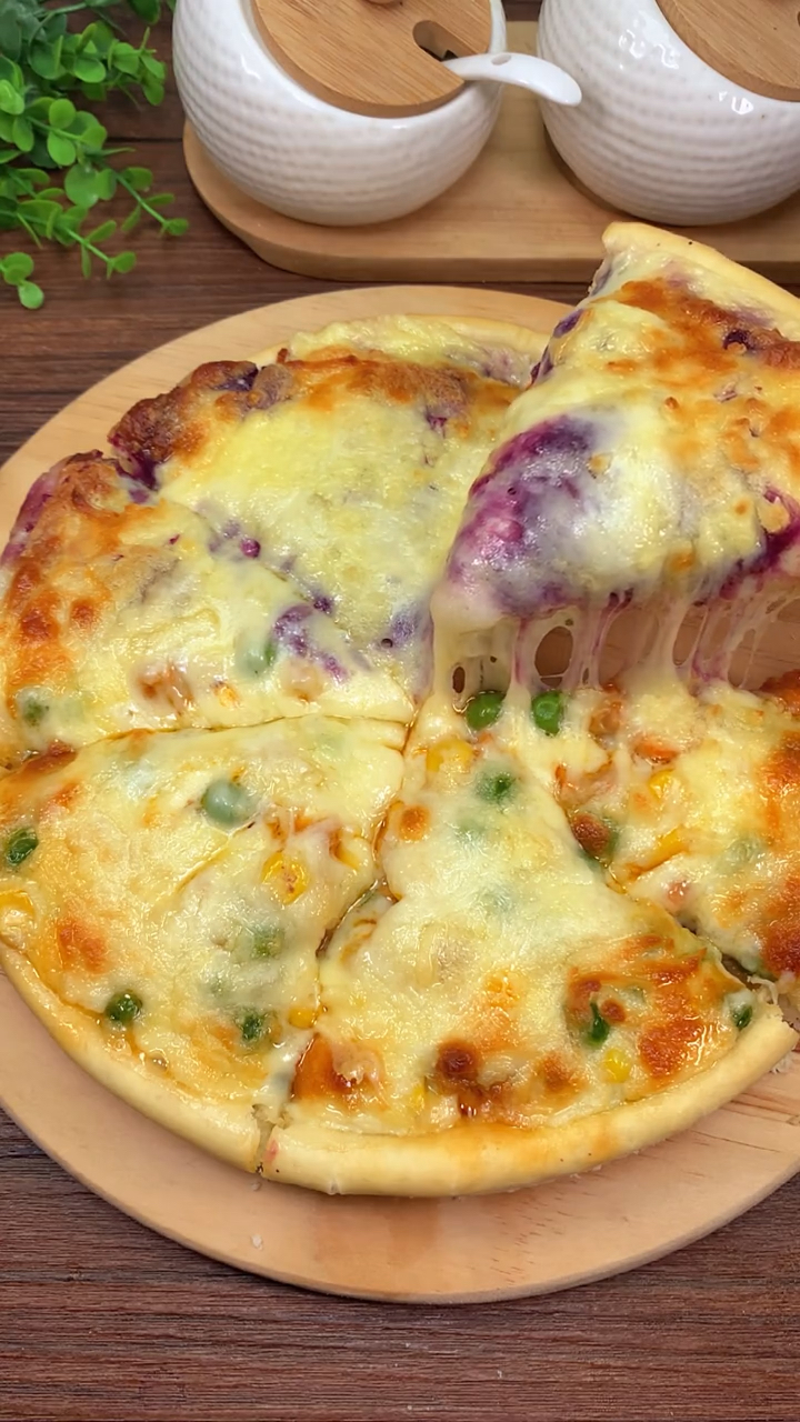 #美食记#双拼披萨～一个披萨两种口味。