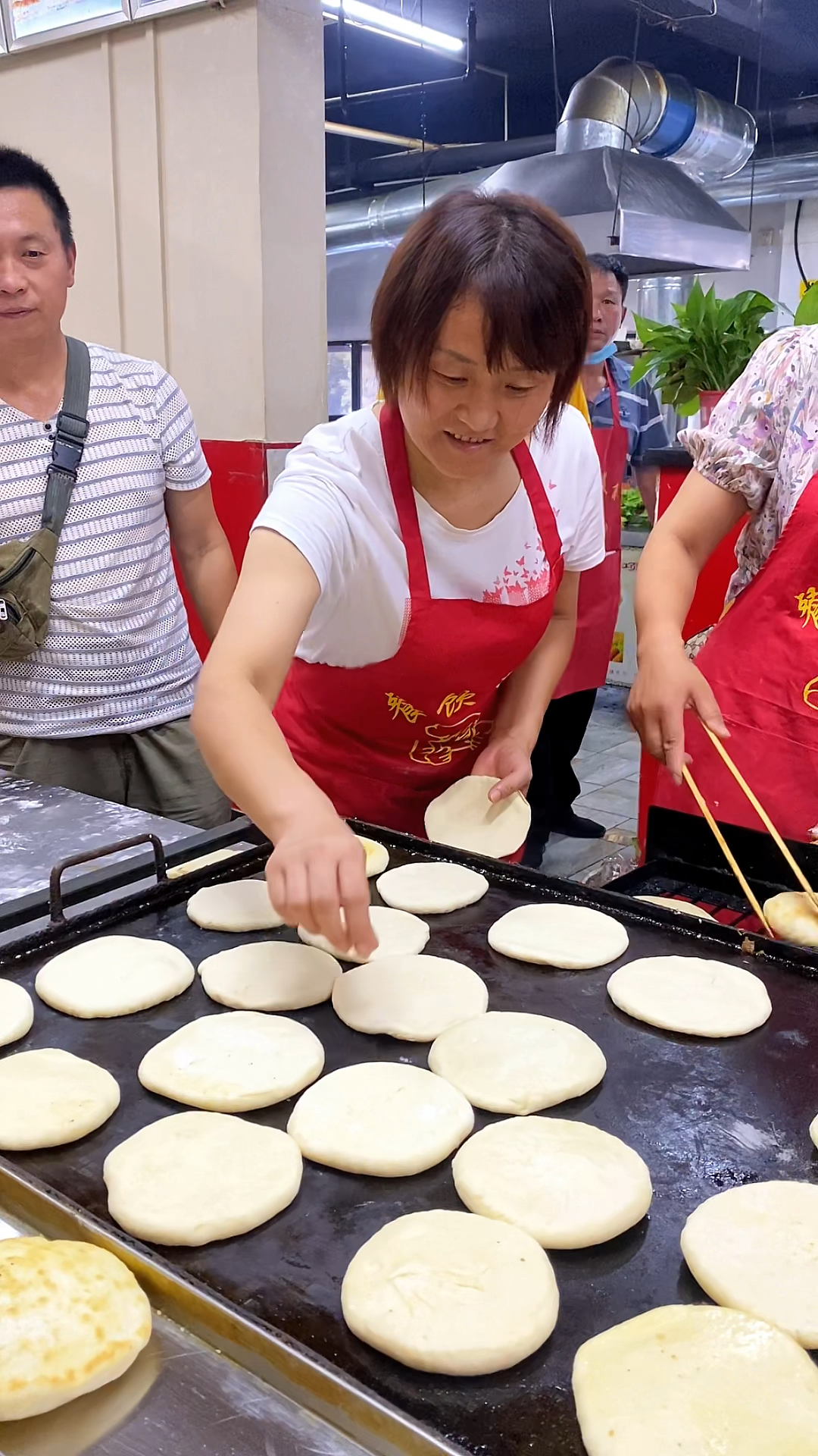 #灌汤烧饼#灌汤烧饼做法#灌汤烧饼#烧饼夹菜#香酥烧饼#烧饼#摆摊美食