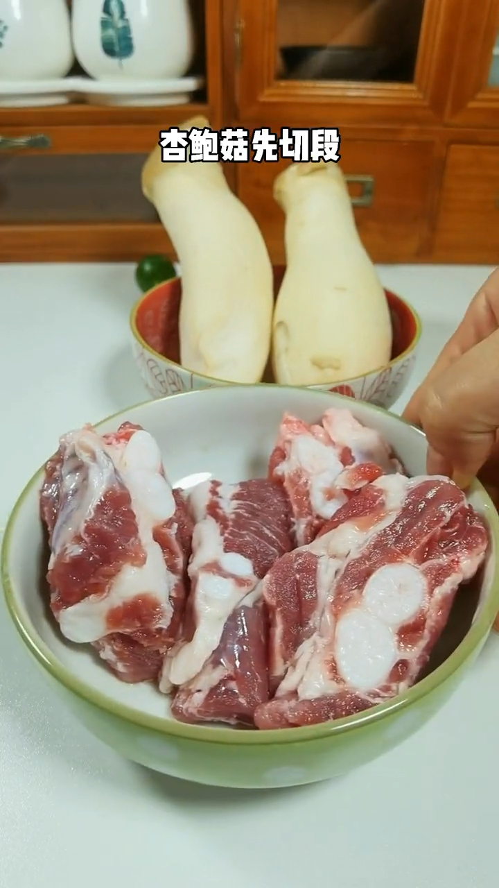 #轻知计划#红烧排骨