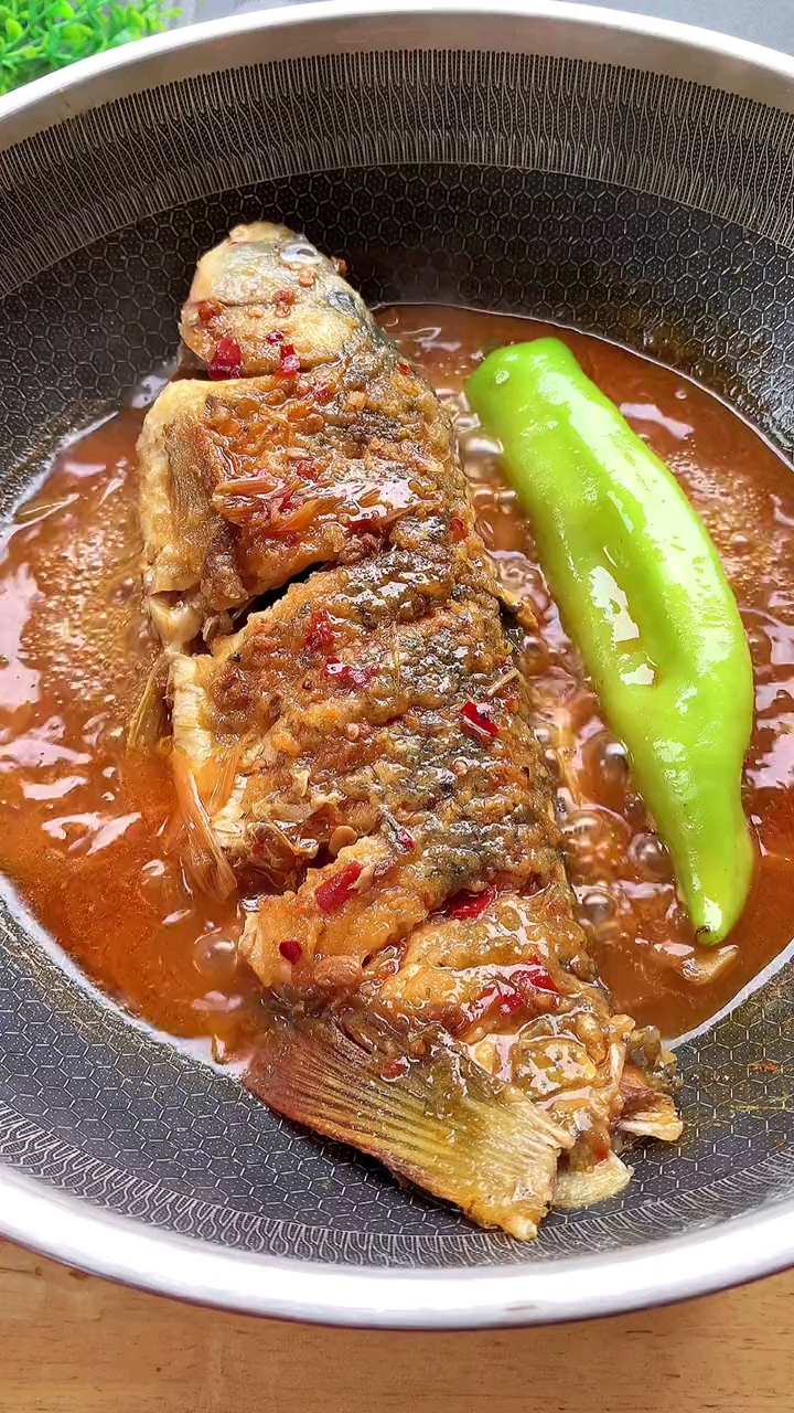 #看8菜有食欲#分享红烧鱼的做法
