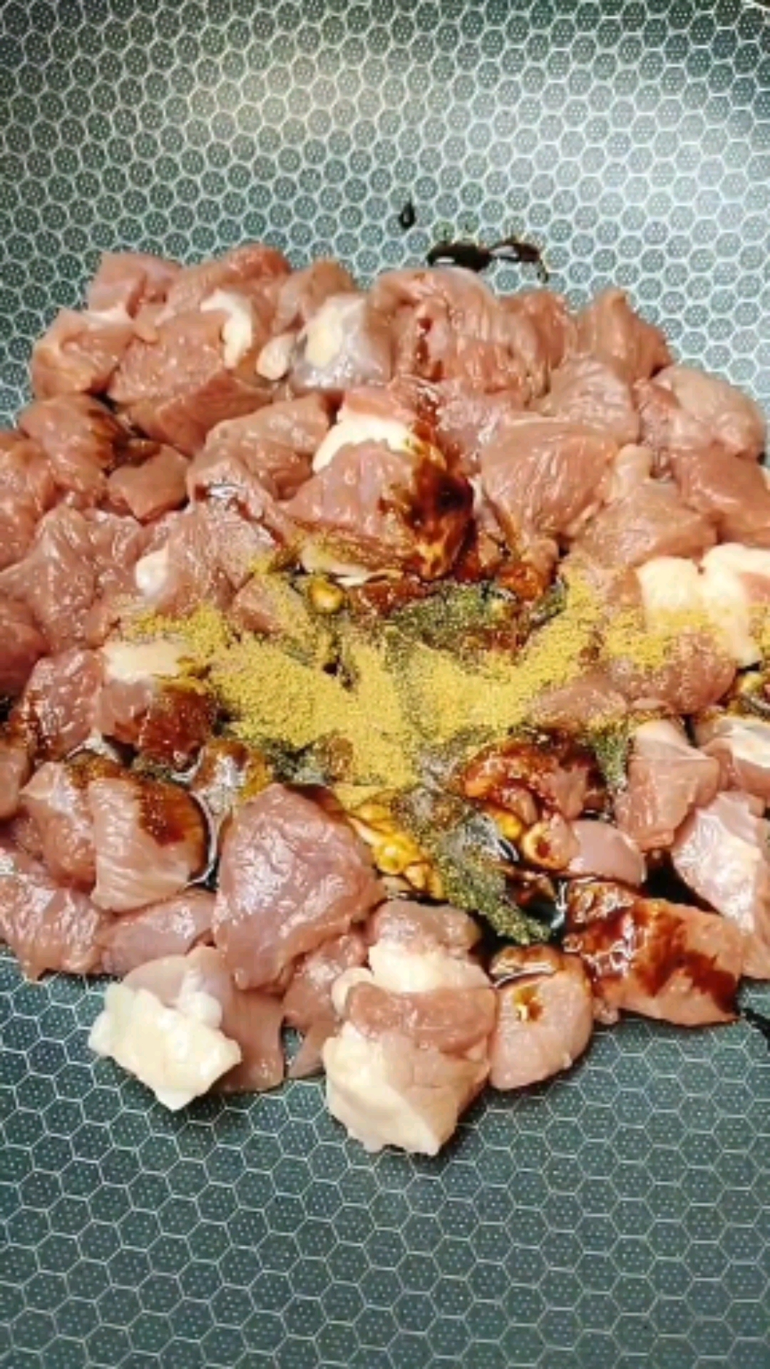 #自制美食#冬天就要吃麻辣炒羊肉,好吃!