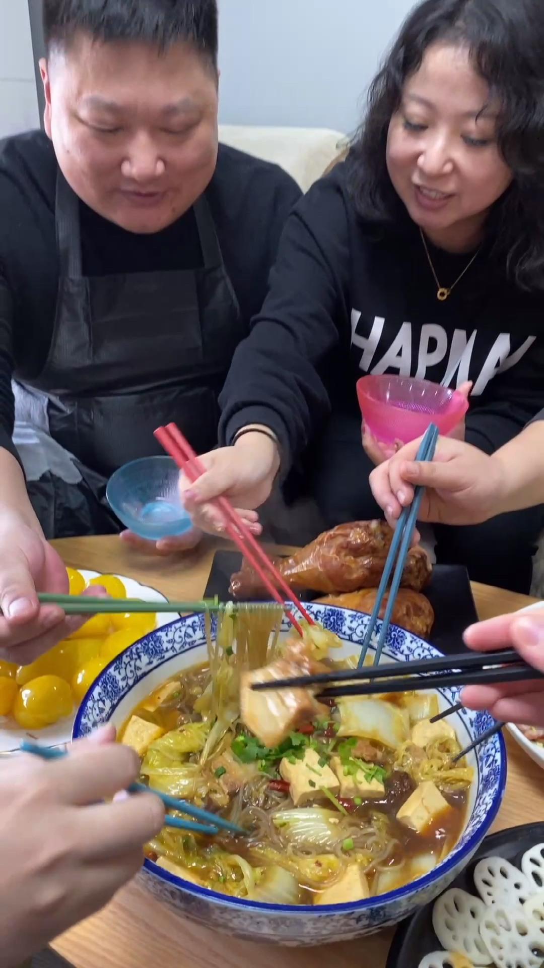 家庭版猪肉炖粉条做法,感谢朋友们的支持