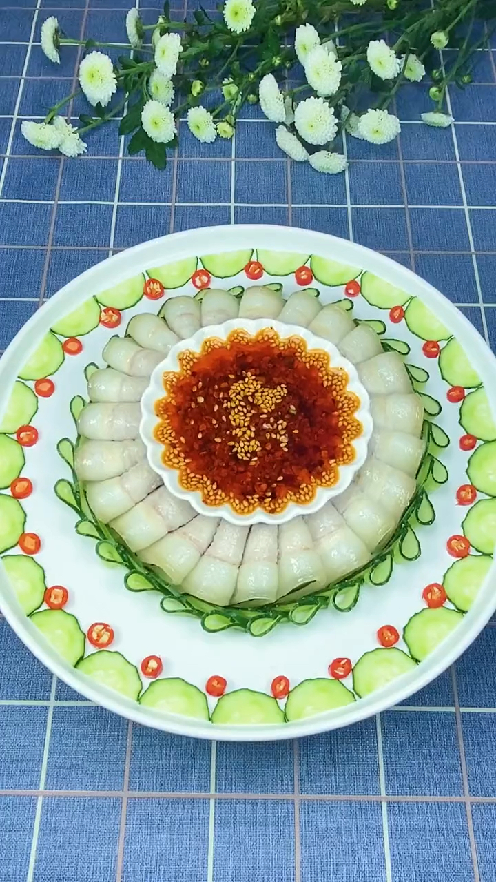#在家做个拿手菜#蒜泥白肉配上清脆爽口的黄瓜那简直人间美味啊