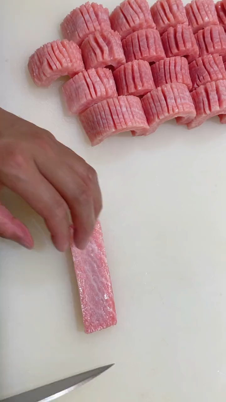 #金枪鱼#金枪鱼大腹,大家看看有喜欢吃这个金枪鱼的吗?