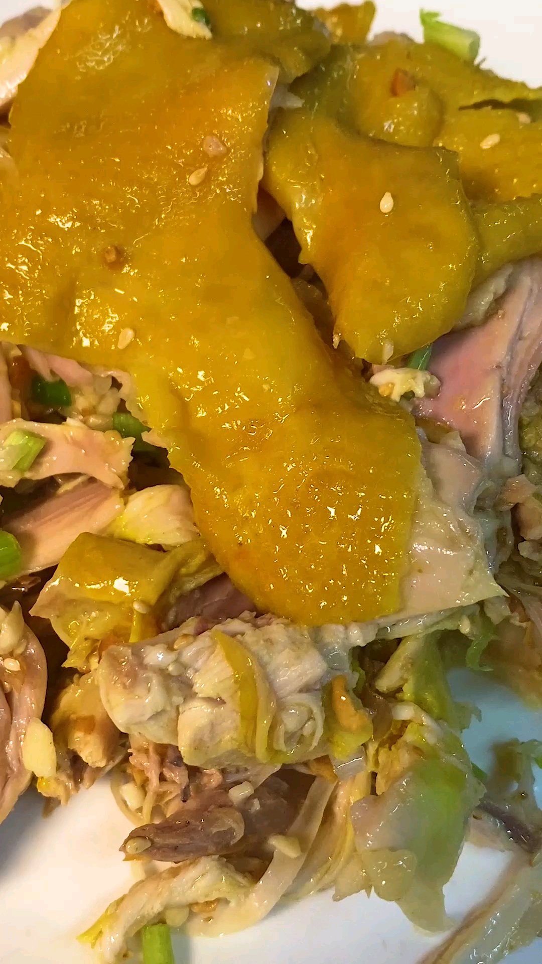 手撕鸡还真的不是撕开就这么简单,我们做的时候记得加这些来调味