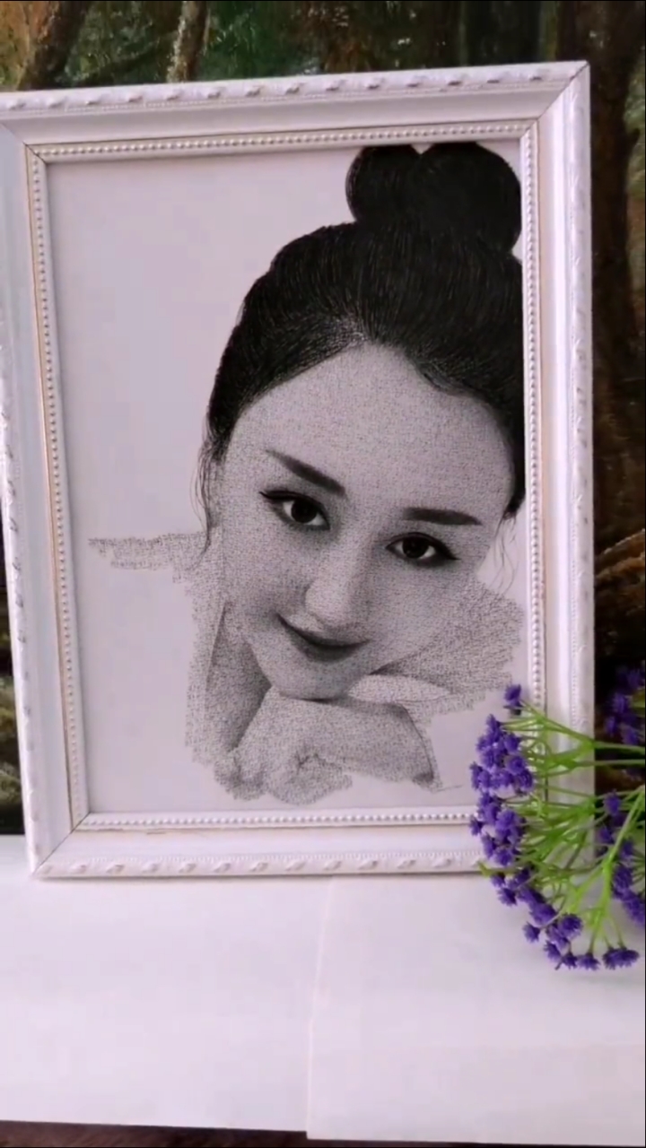 没有女朋友就用我的自画像做头像吧…哈哈哈哈#表情包锁屏#画画#婉雅手绘