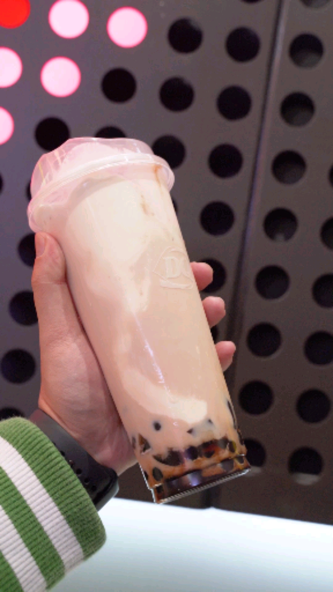 今天去试了#DQ隐藏菜单...冰淇淋居然还能这么吃?!