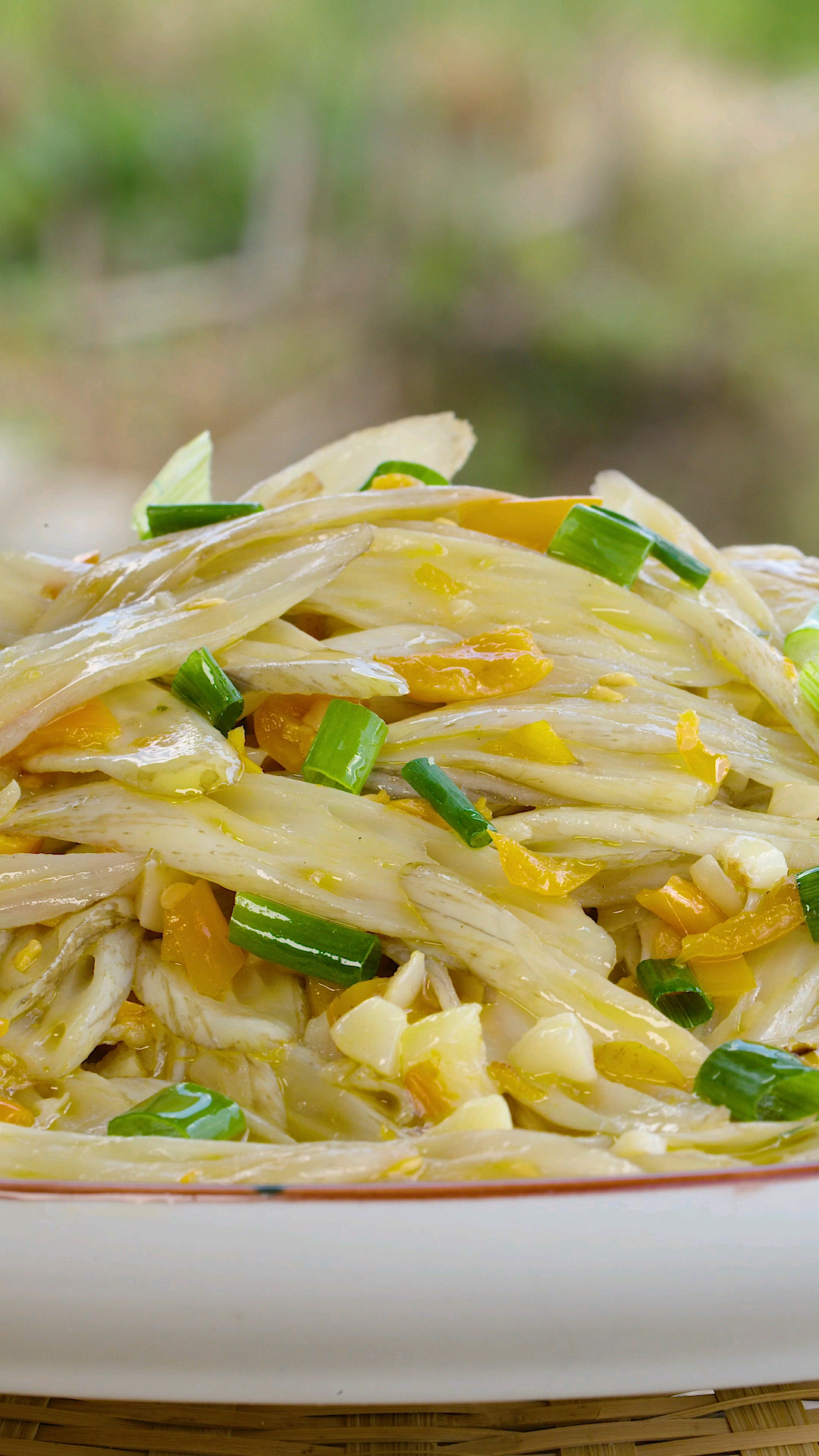 #美食#爆炒藕尖酸辣嫩脆,爽口又开胃,奶奶都可以吃2碗饭