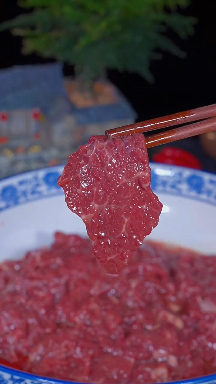 牛肉怎么浆才会嫩,很多人第一步就搞错了#牛肉#美食