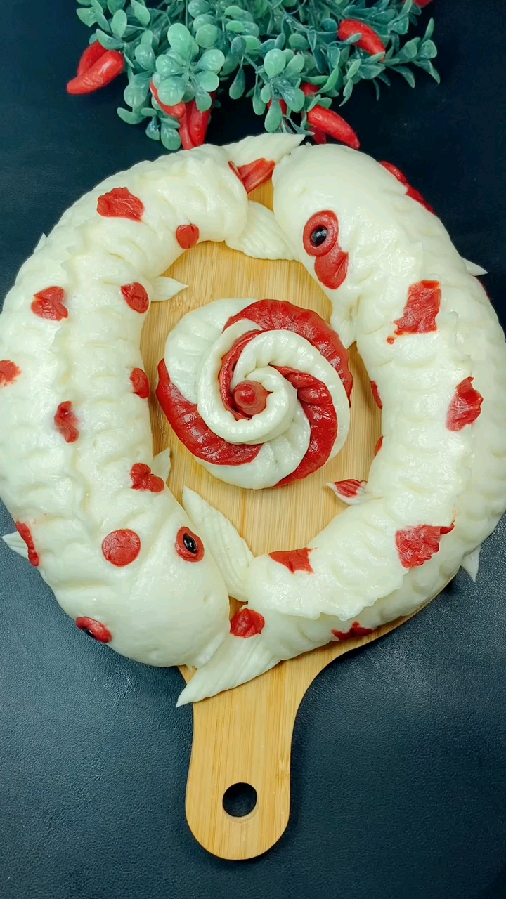 #美食看中国#春节必备大鱼馒头,寓意年年有余锦上添花!