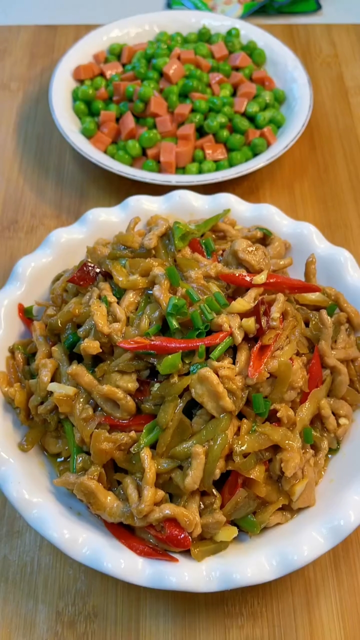 榨菜别再配稀饭了配上肉丝炒真的是太美味了好吃又下饭