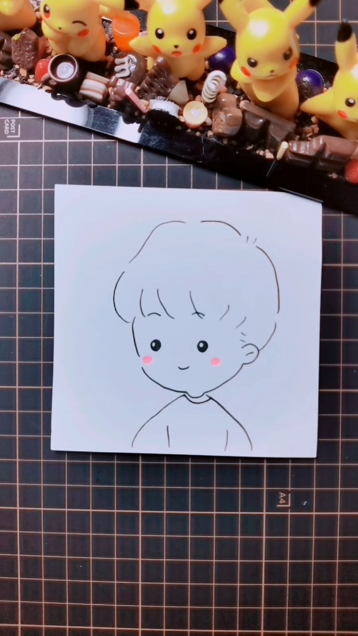 画可爱男生简笔画头像