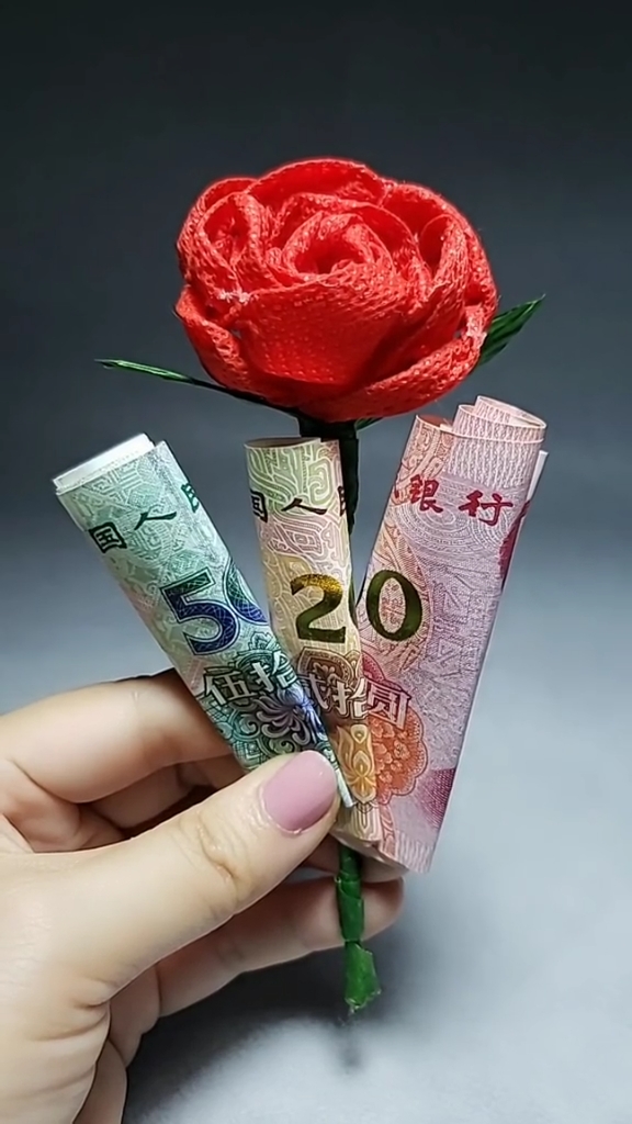 #创意手工DIY#520你是怎么过的,环保袋制作的玫瑰花你喜欢吗?